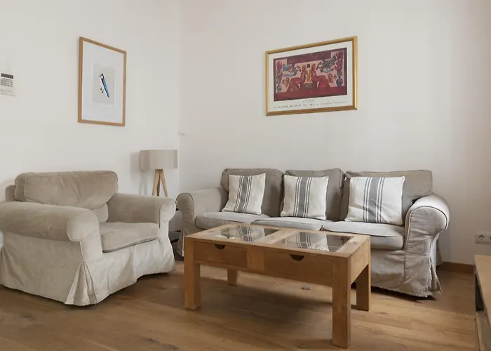 Apartmán Akira Flats Roger De Flor Chic