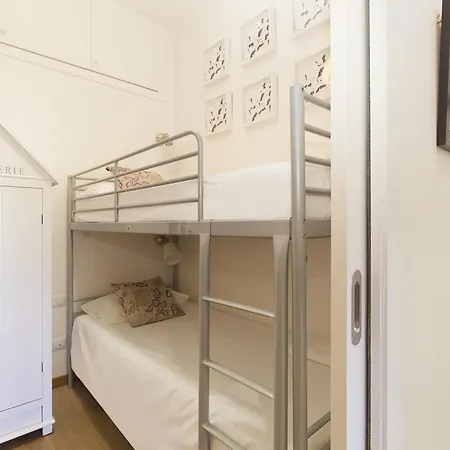 Apartment Akira Flats Roger De Flor Chic Barcelona